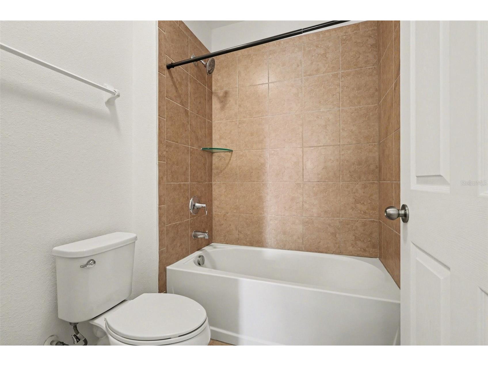 622 Samuel Davenport FL 33837 O6386684 image35
