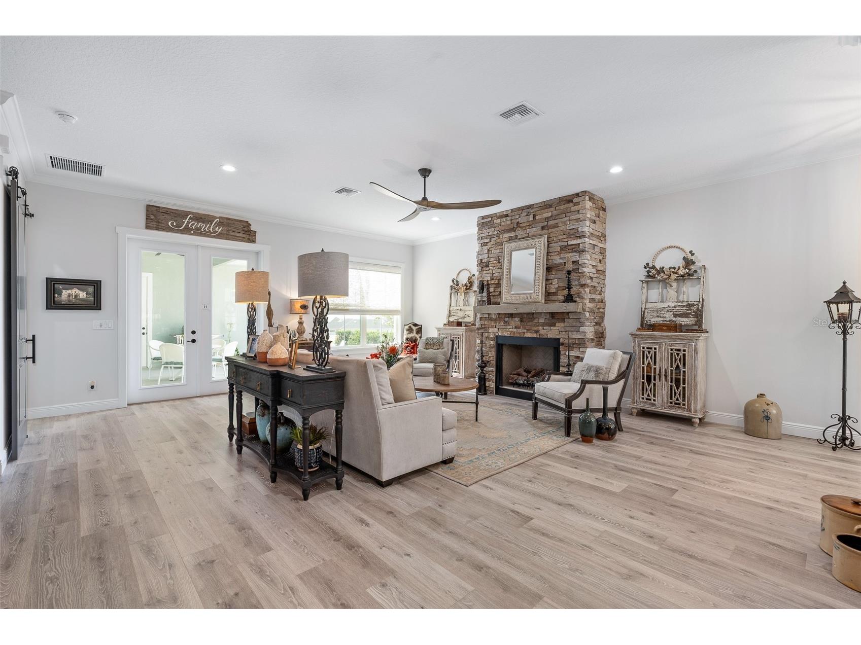 622 W 11th Avenue Mount Dora FL 32757 FC315993 image13