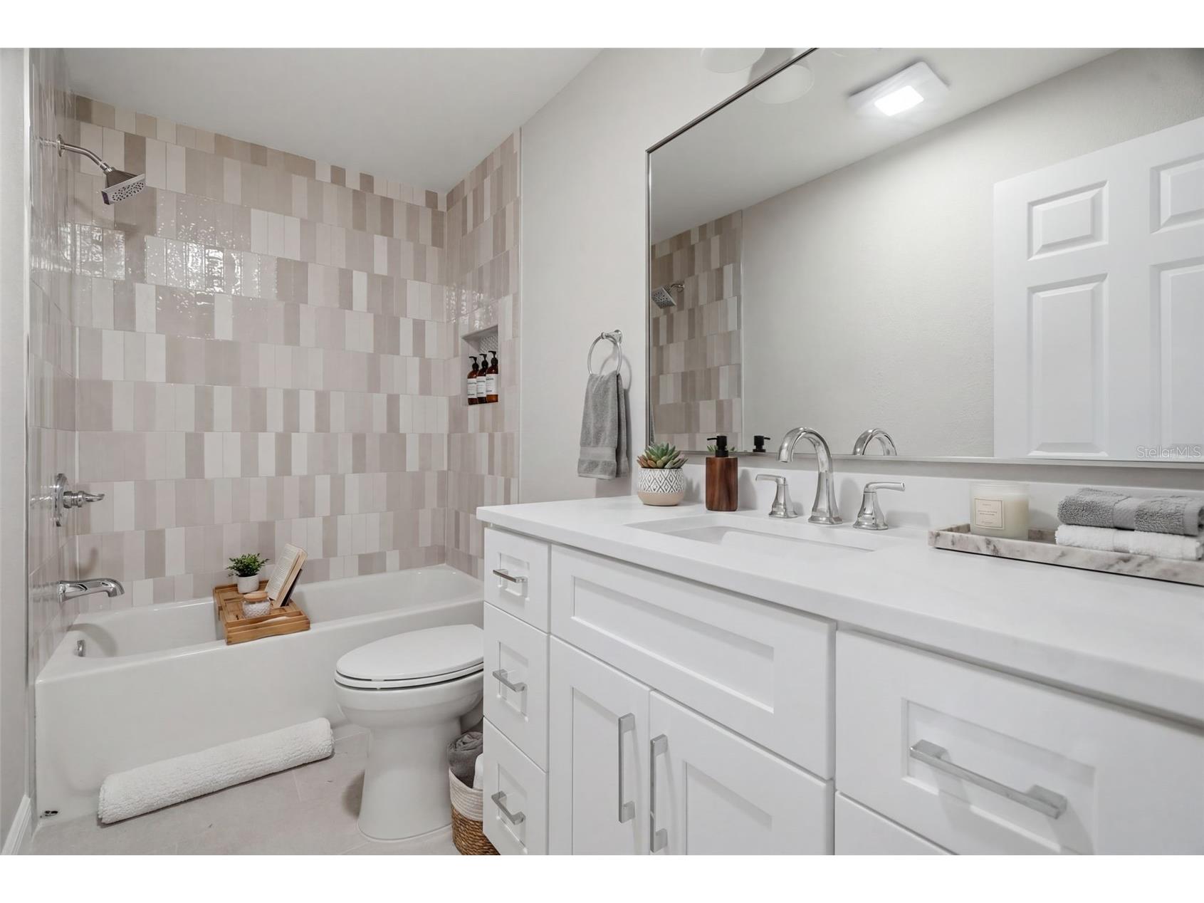 6220 27th Avenue N Saint Petersburg FL 33710 TB8529854 image18