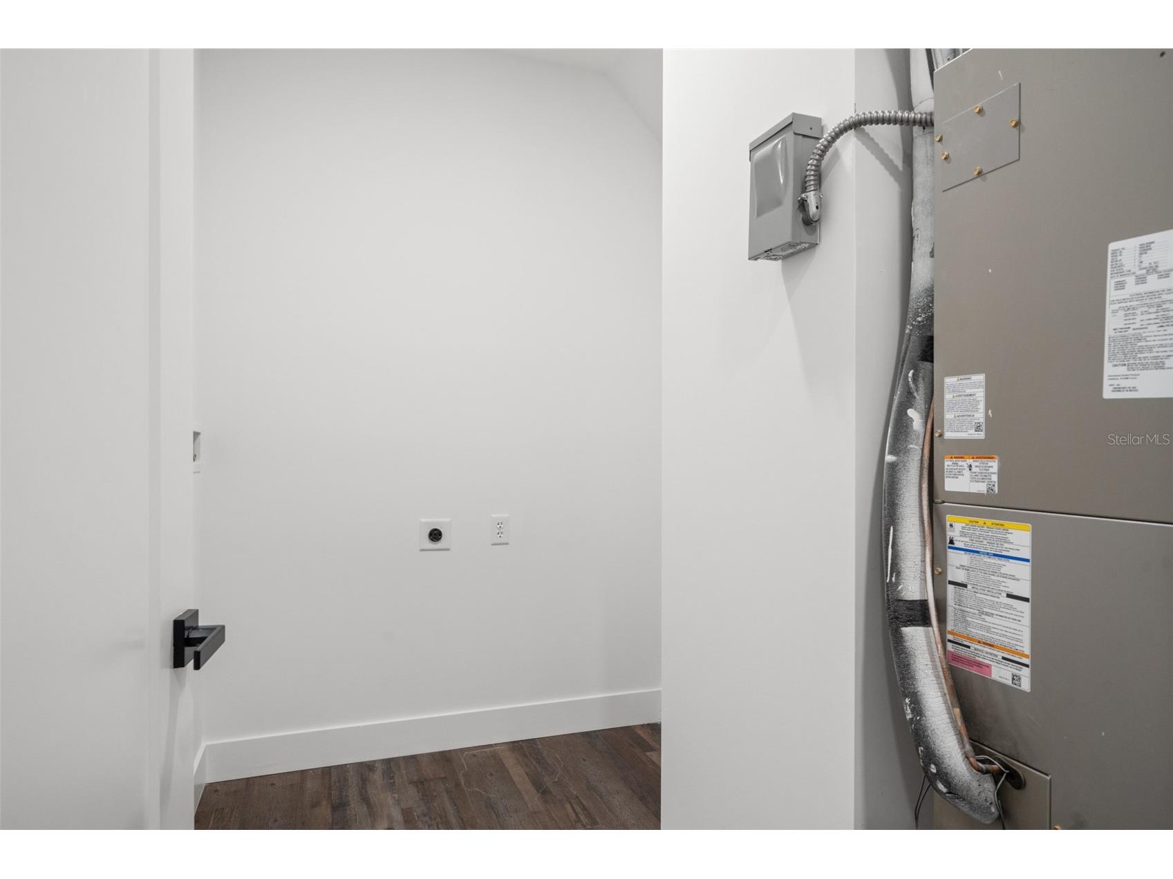6220 64th Way N Pinellas Park FL 33781 TB8491352 image23
