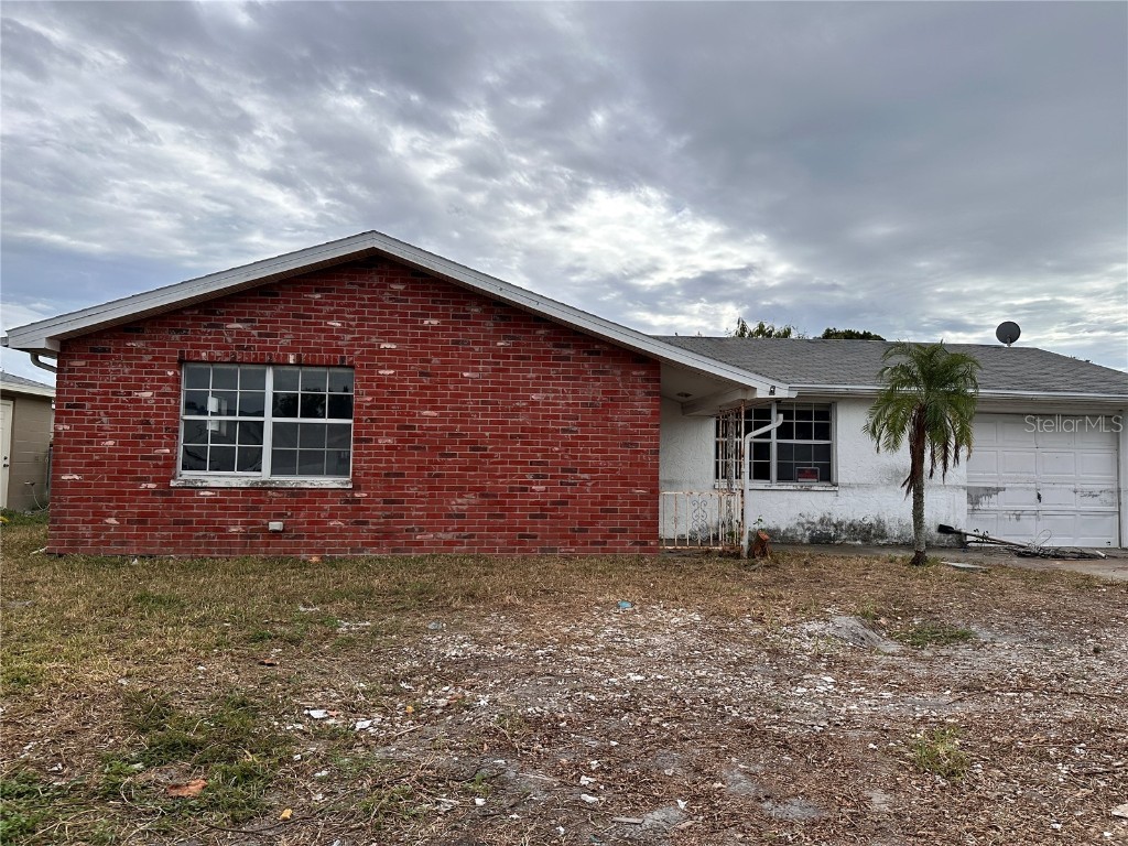 6220 Seabreeze Drive Port Richey FL 34668 W7880017 image1