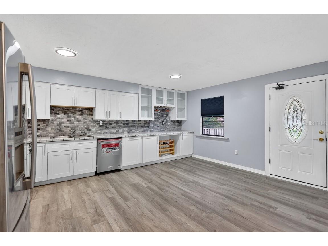 6220 W Thorpe Street Tampa FL 33611 TB8437369 image10