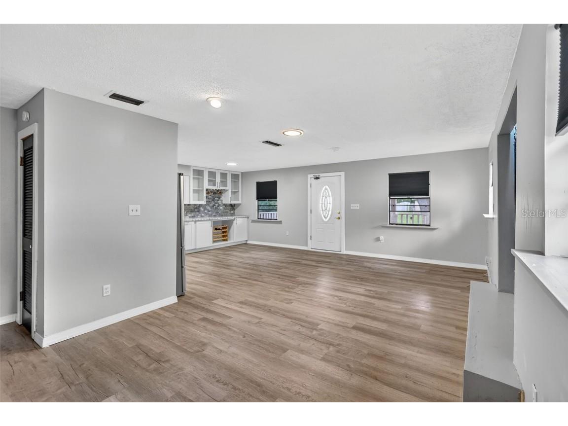 6220 W Thorpe Street Tampa FL 33611 TB8437369 image11