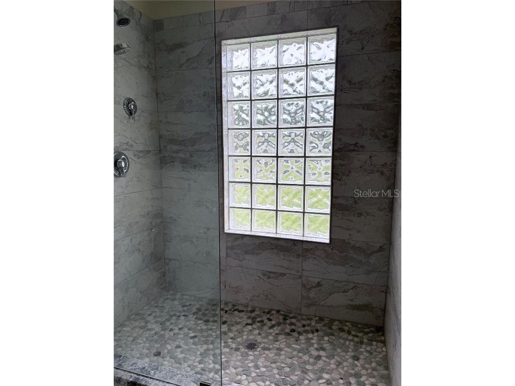 6221 6th Avenue N Saint Petersburg FL 33710 TB8445639 image18