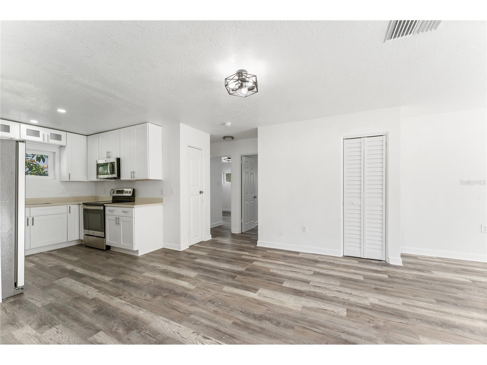 6221 Florida Circle E Apollo Beach FL 33572 TB8514123 image2