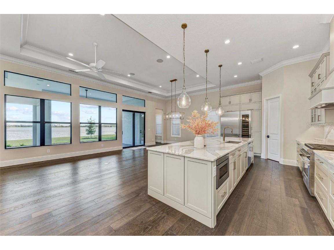 6221 Isla Del Ray Avenue Sarasota FL 34240 A4674523 image12