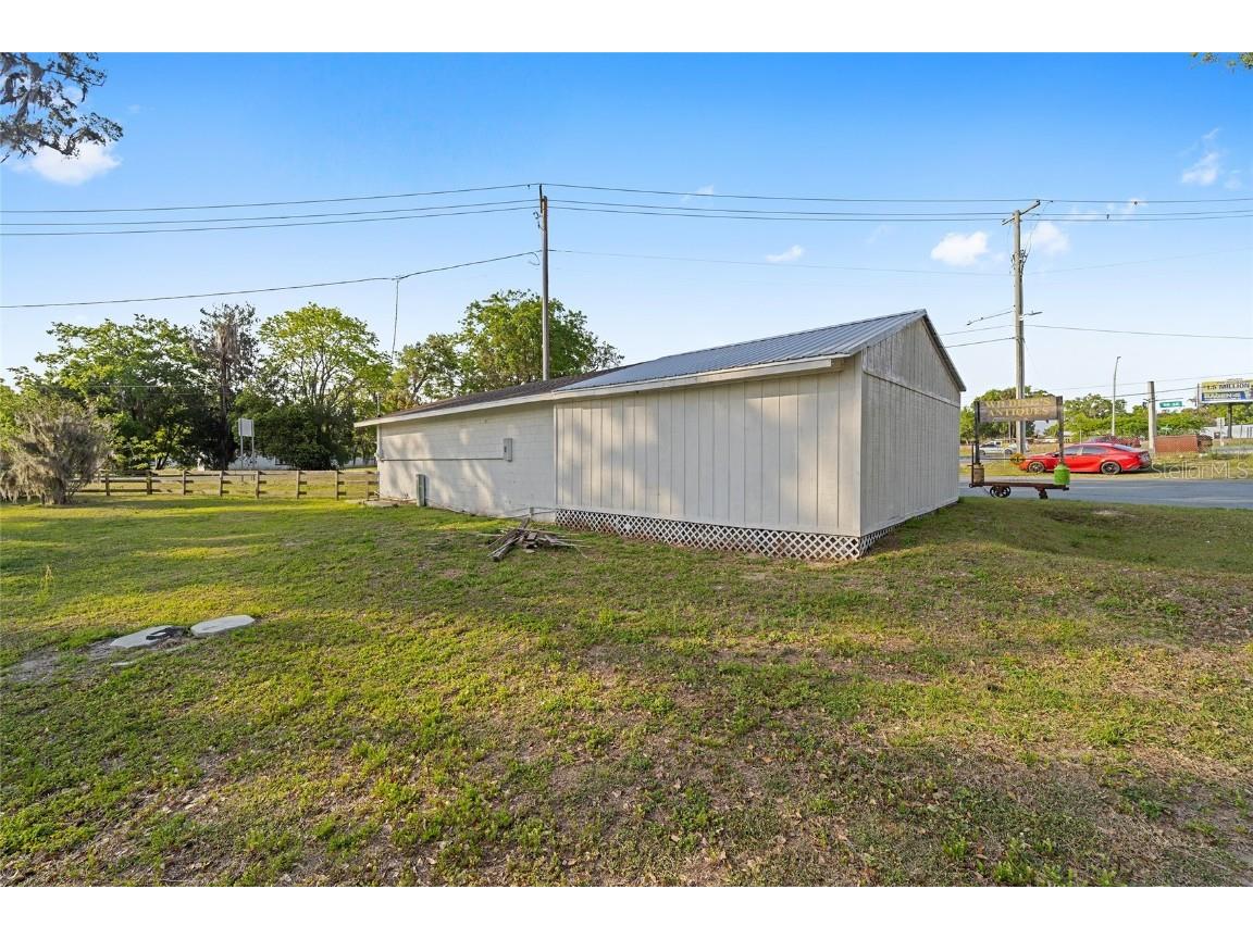 6221 SE 110th Street Belleview FL 34420 OM697634 image10
