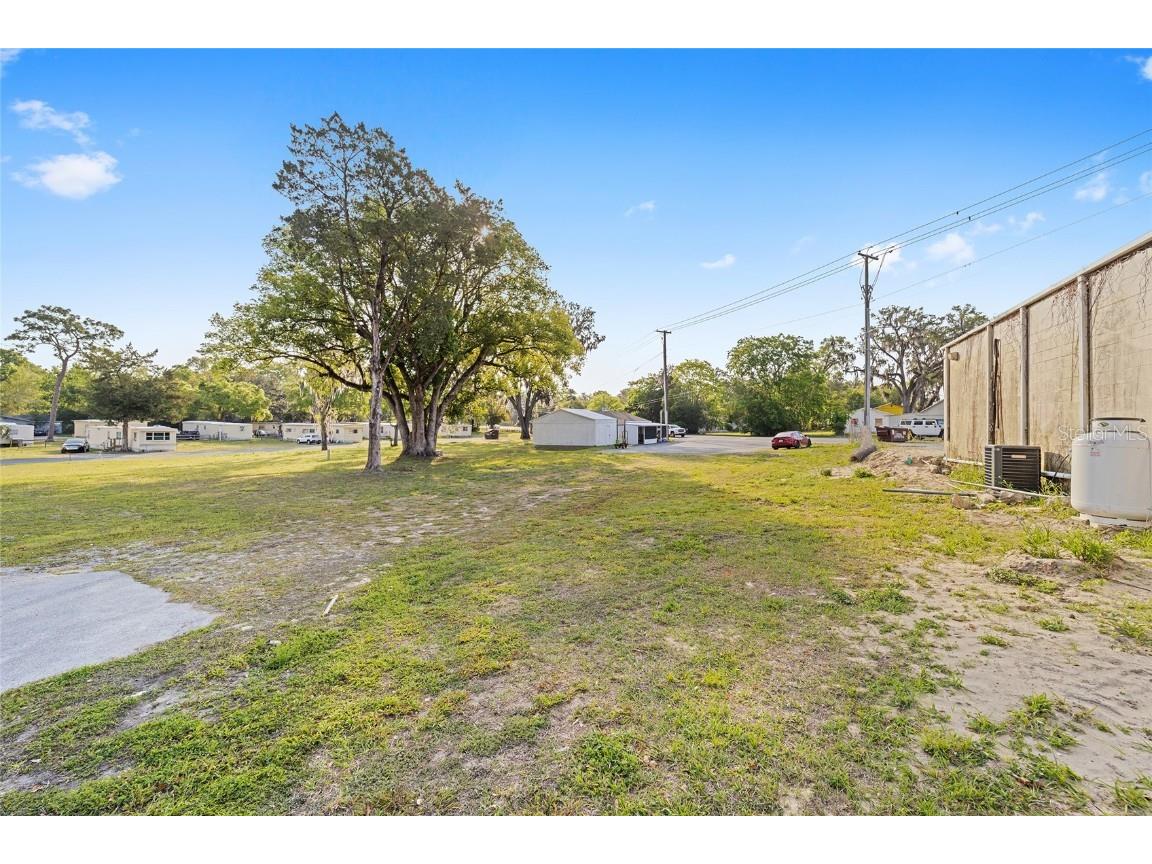 6221 SE 110th Street Belleview FL 34420 OM697634 image16