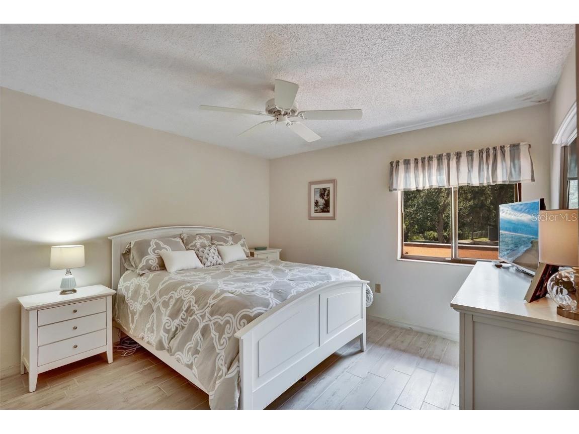 6221 Timber Lake Drive #C10 Sarasota FL 34243 A4665807 image20