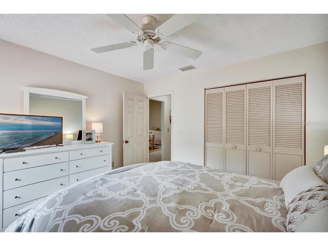 6221 Timber Lake Drive #C10 Sarasota FL 34243 A4665807 image21