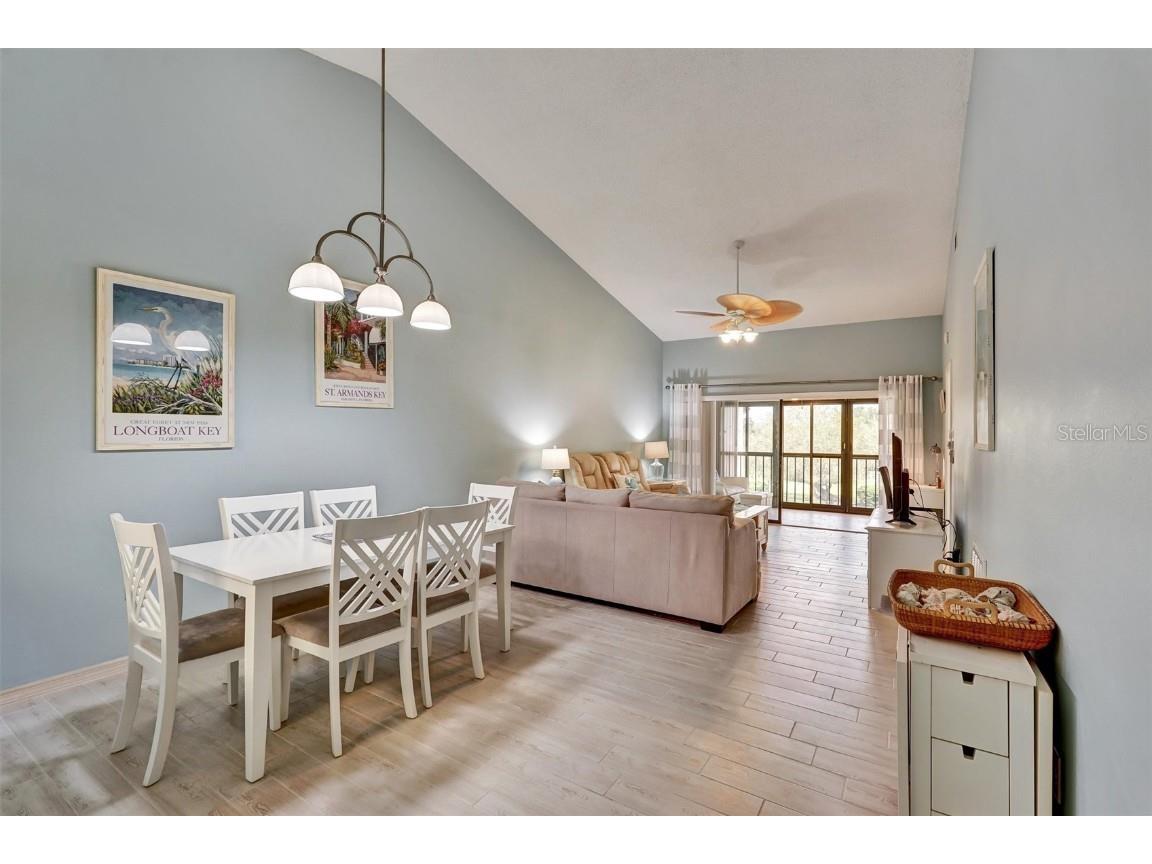 6221 Timber Lake Drive #C10 Sarasota FL 34243 A4665807 image5