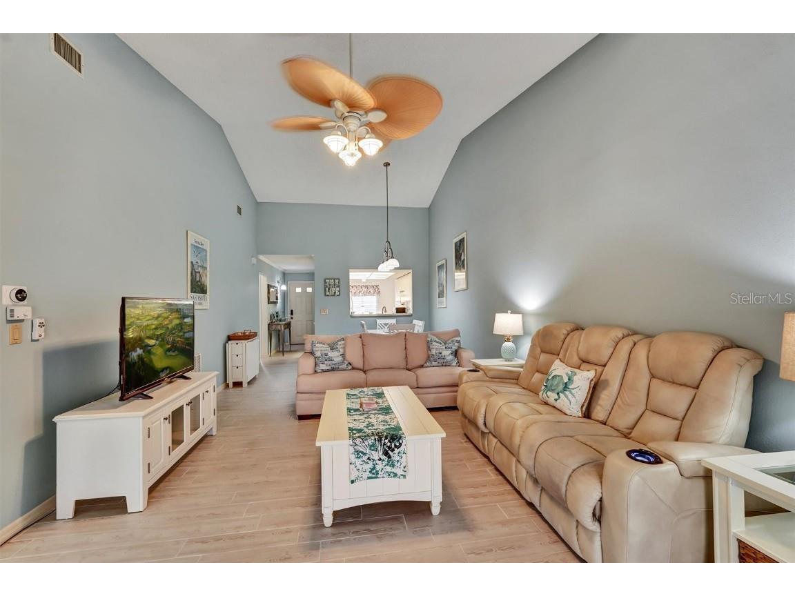 6221 Timber Lake Drive #C10 Sarasota FL 34243 A4665807 image8