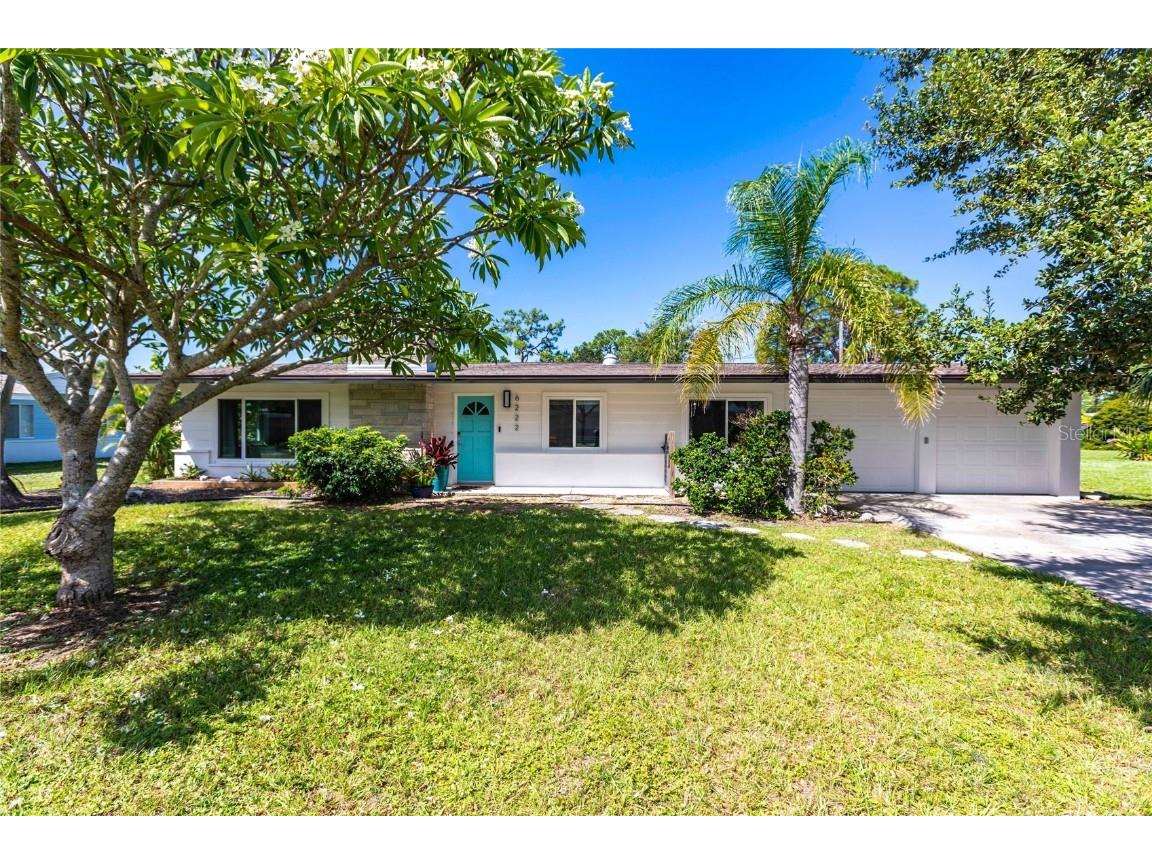 6222 Brentwood Avenue Sarasota FL 34231 A4661397 image1