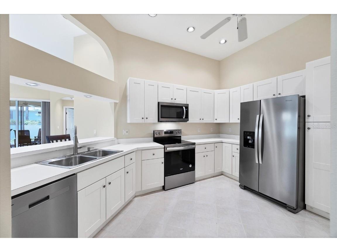 6222 Country Club Way Sarasota FL 34243 A4653102 image12