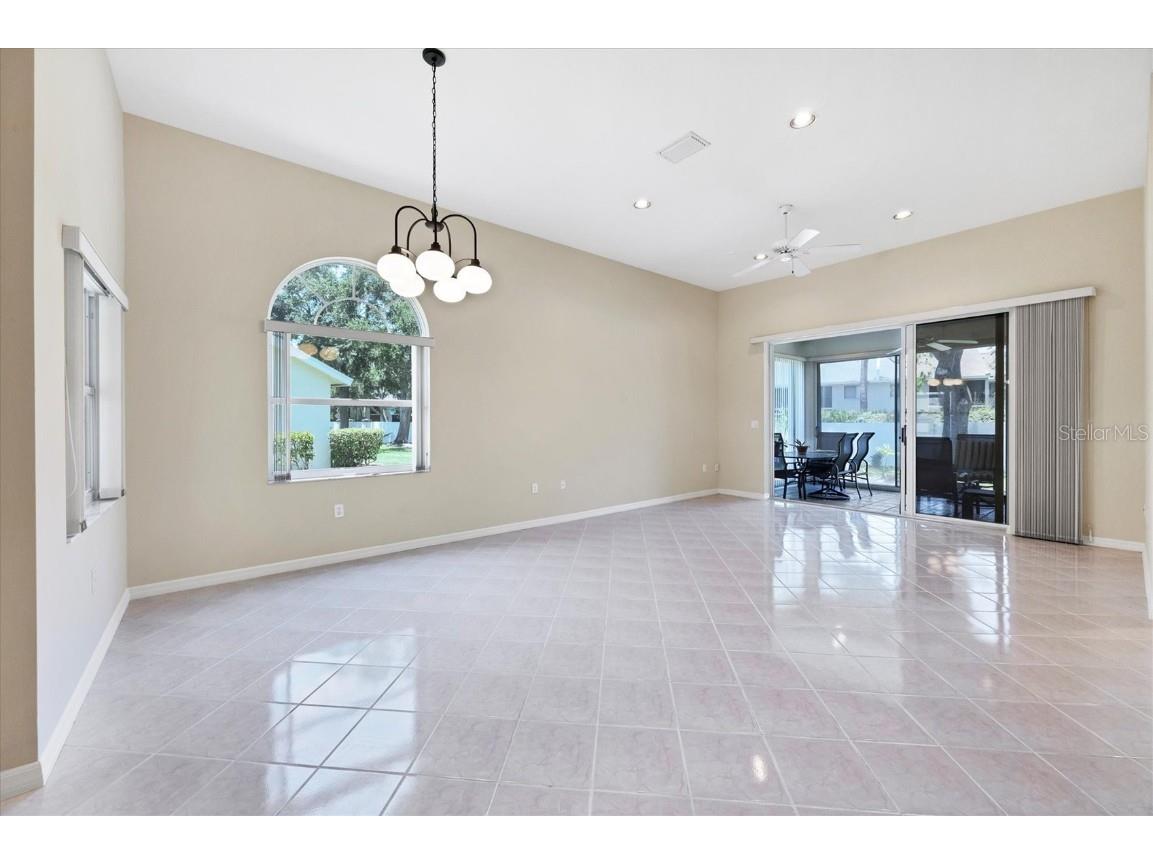 6222 Country Club Way Sarasota FL 34243 A4653102 image16