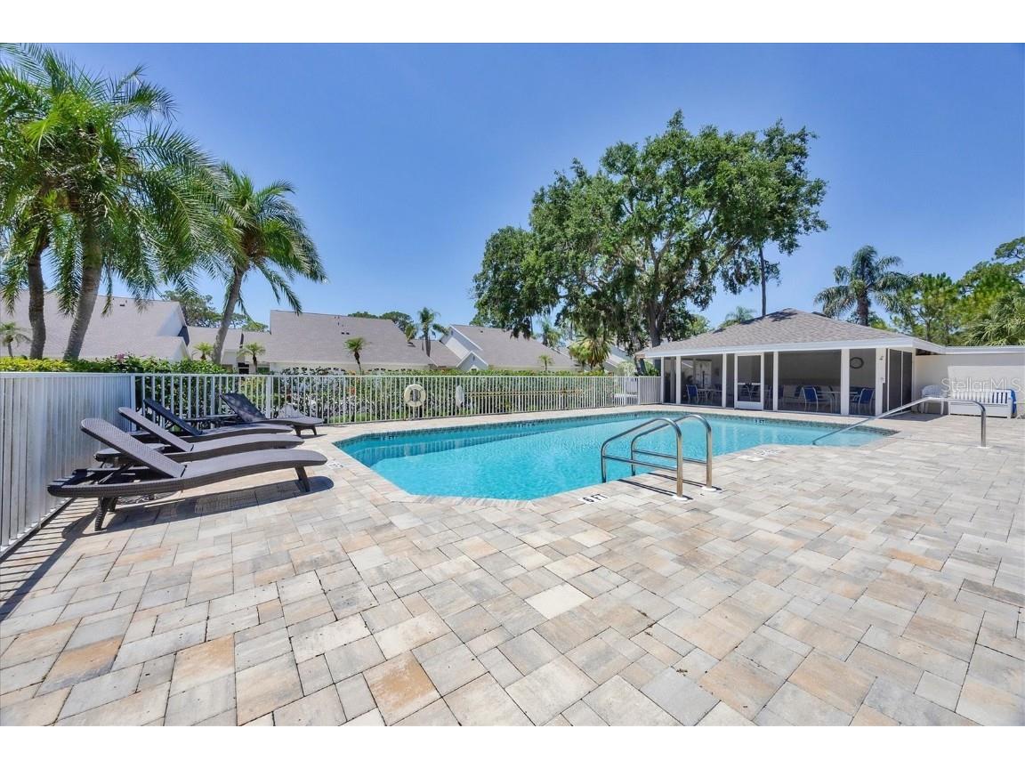 6222 Country Club Way Sarasota FL 34243 A4653102 image42