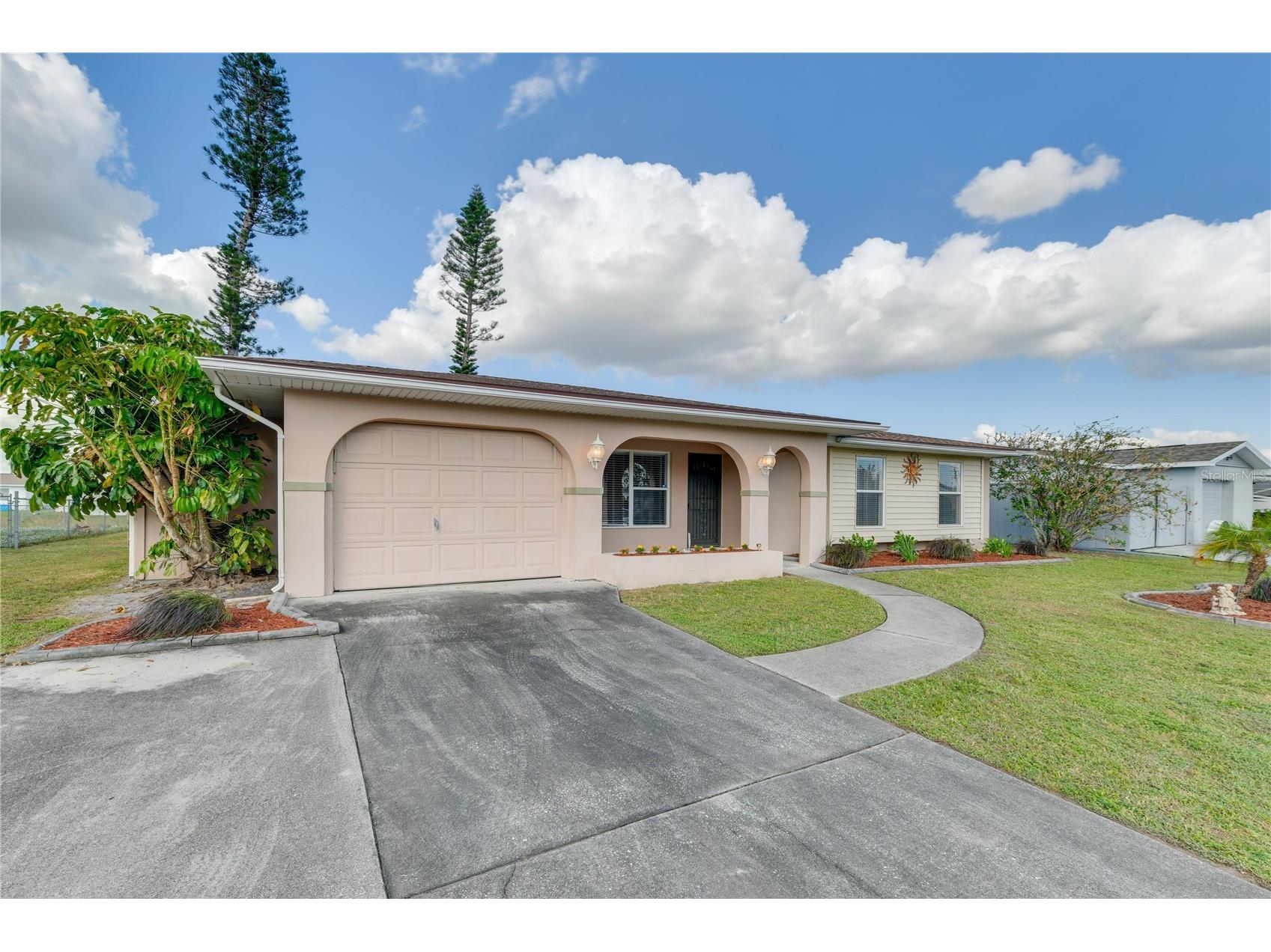 6222 Fabian Road North Port FL 34287 D6146811 image1