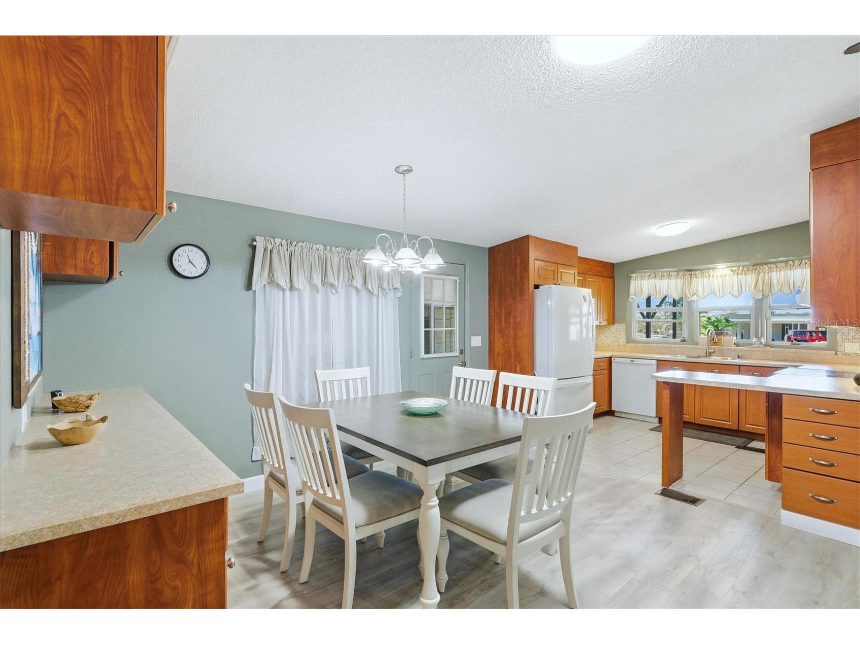 6222 Falcon Drive Englewood FL 34224 D6146163 image11
