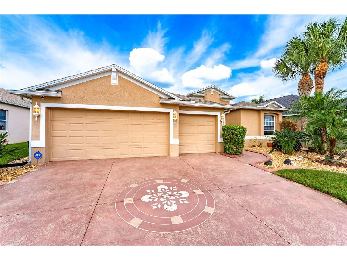 6222 Ikes Cabin Court Palmetto FL 34221 A4586702 image1