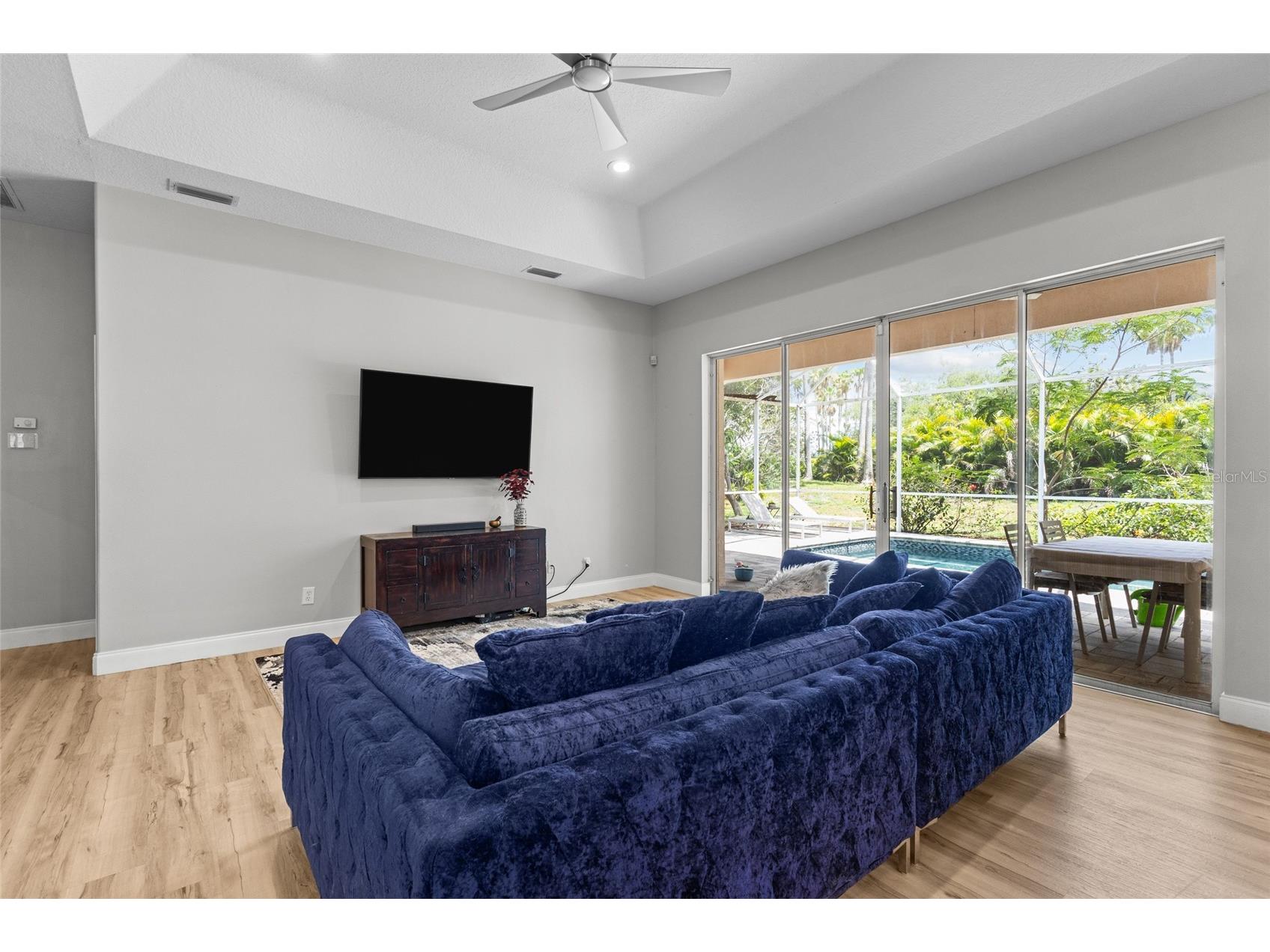 6223 Donnington Court Sarasota FL 34238 A4694589 image12