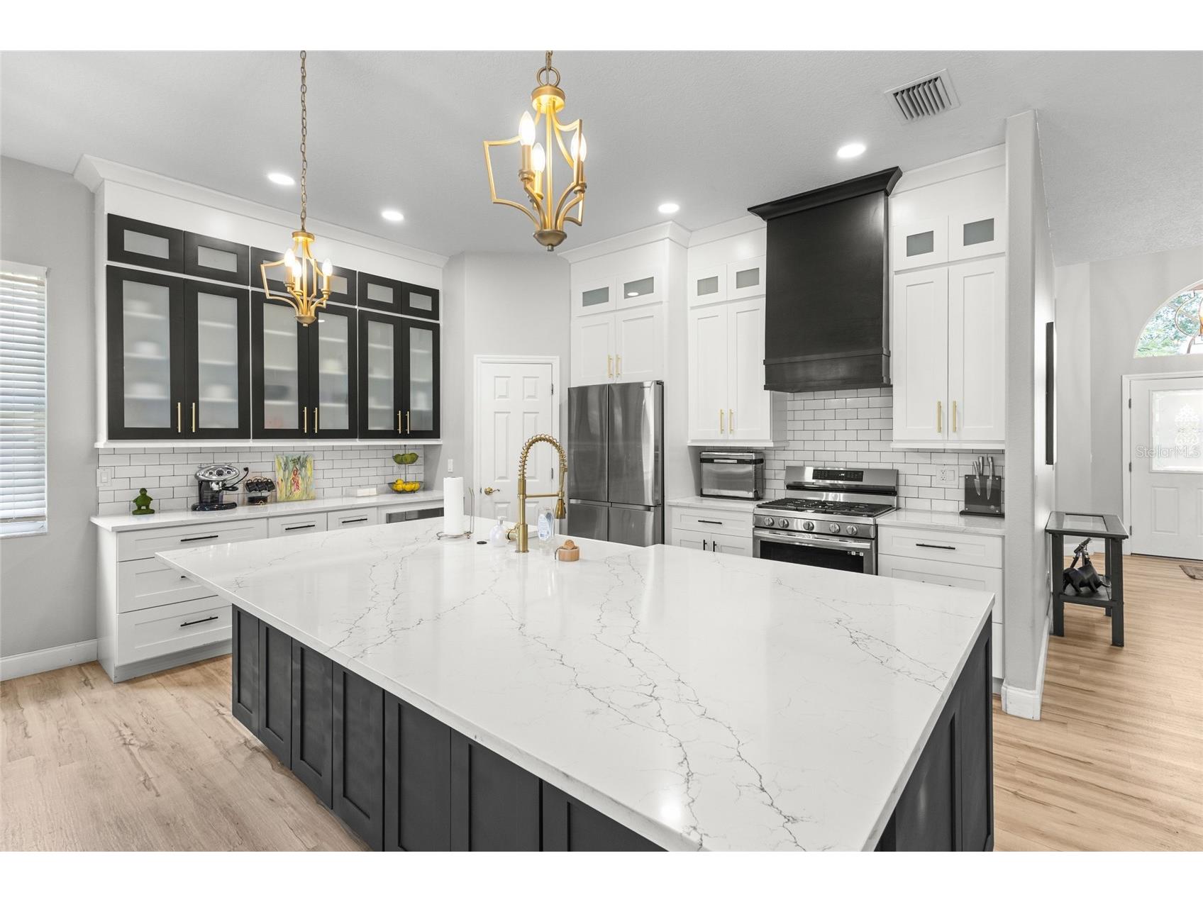 6223 Donnington Court Sarasota FL 34238 A4694589 image6