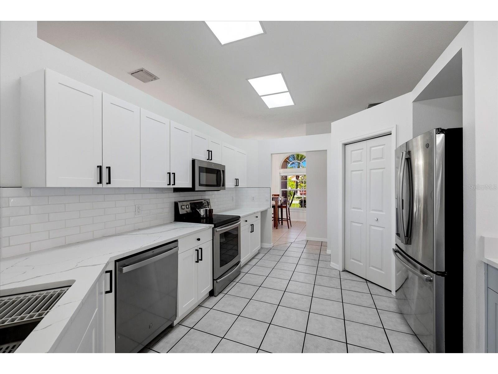 6223 Rock Creek Circle Ellenton FL 34222 - COMMUNITY POND TB8497812 image16