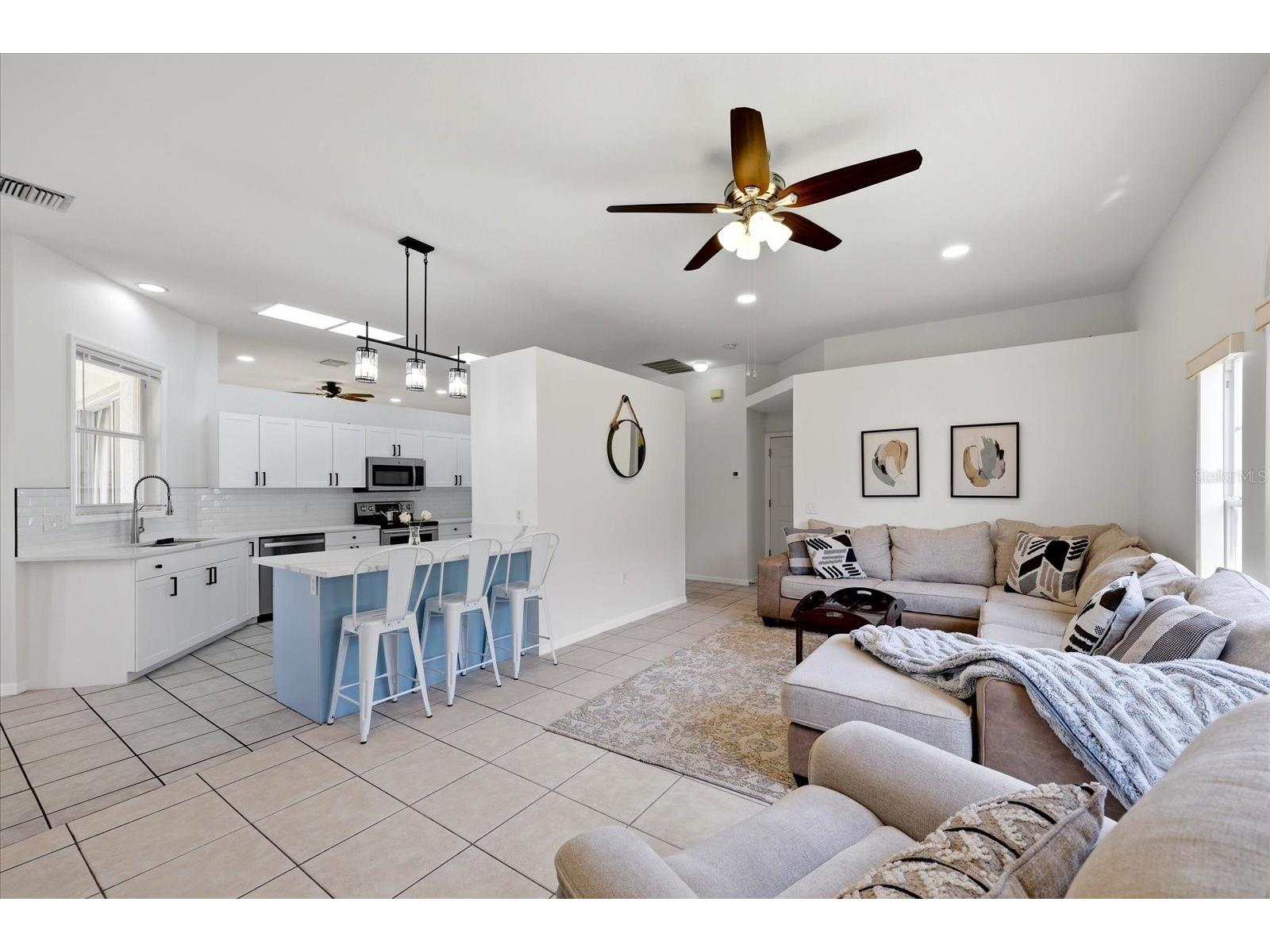 6223 Rock Creek Circle Ellenton FL 34222 - COMMUNITY POND TB8497812 image4