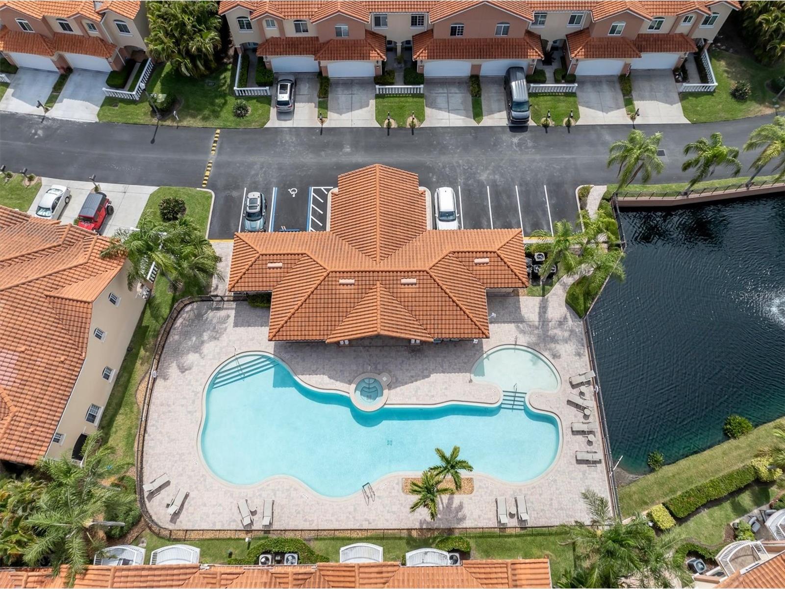 6224 Vista Verde Drive W Saint Petersburg FL 33707 TB8341940 image4
