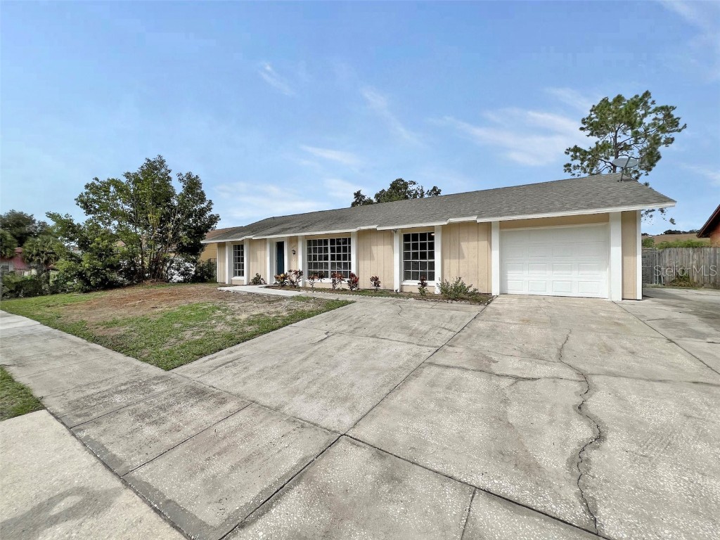 6225 Centennial Drive Orlando FL 32808 O6252572 image1
