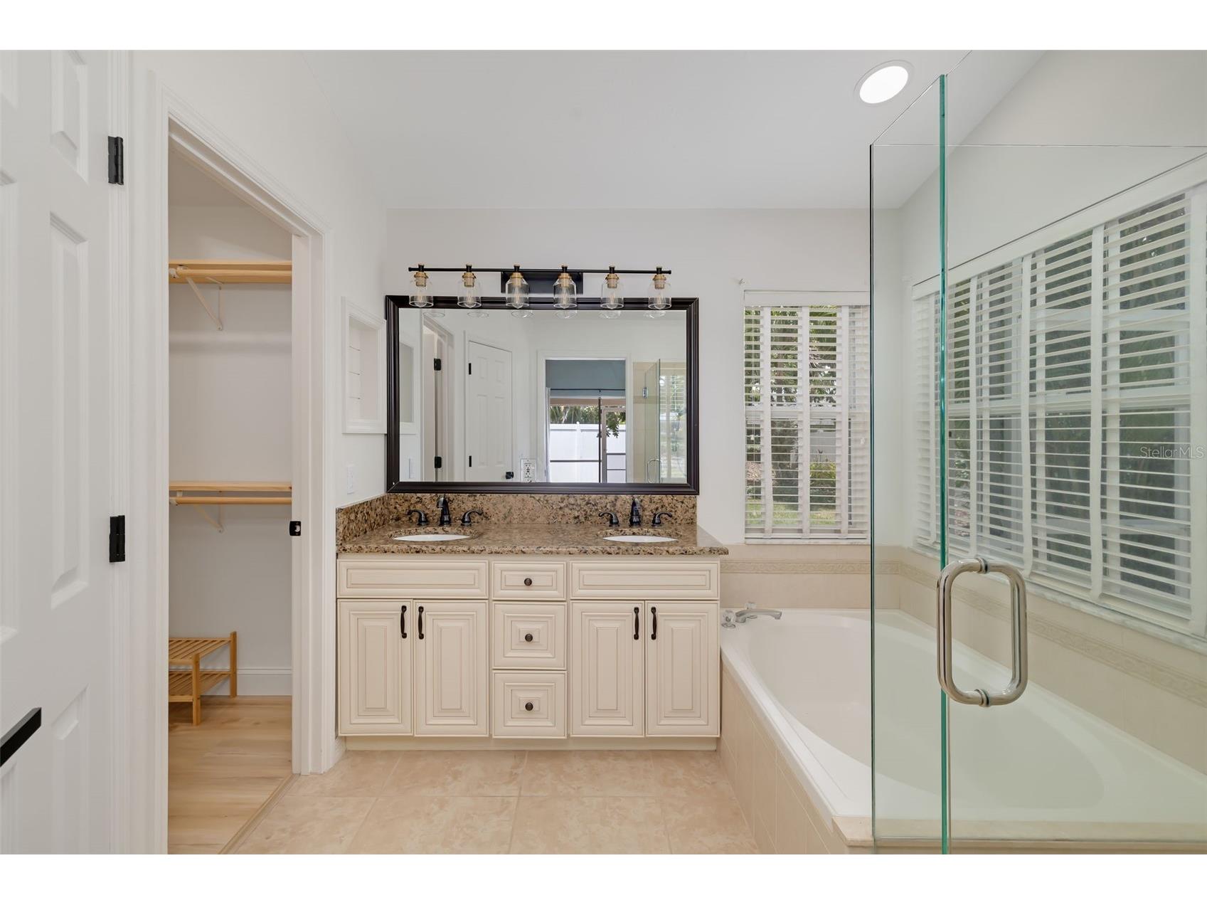 6226 Blueflower Court Lakewood Ranch FL 34202 A4692472 image32
