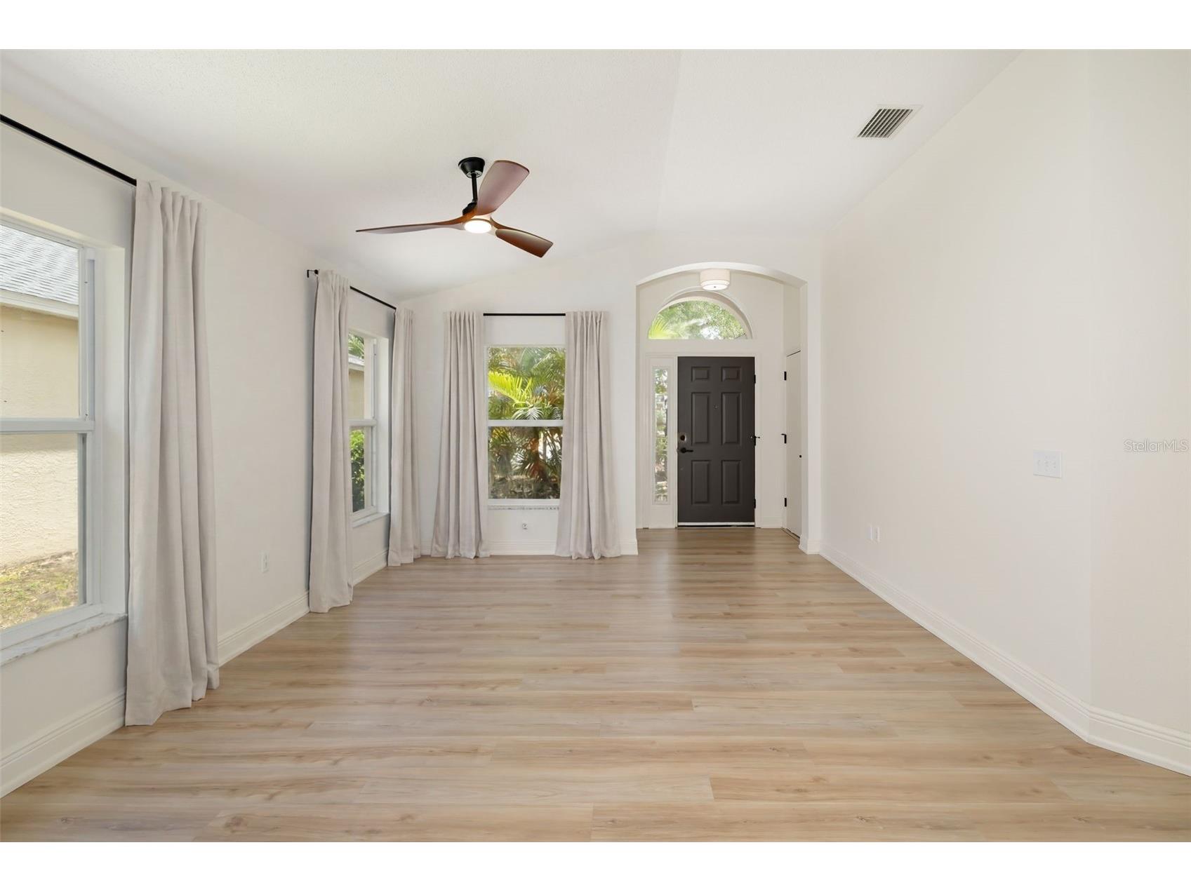 6226 Blueflower Court Lakewood Ranch FL 34202 A4692472 image8