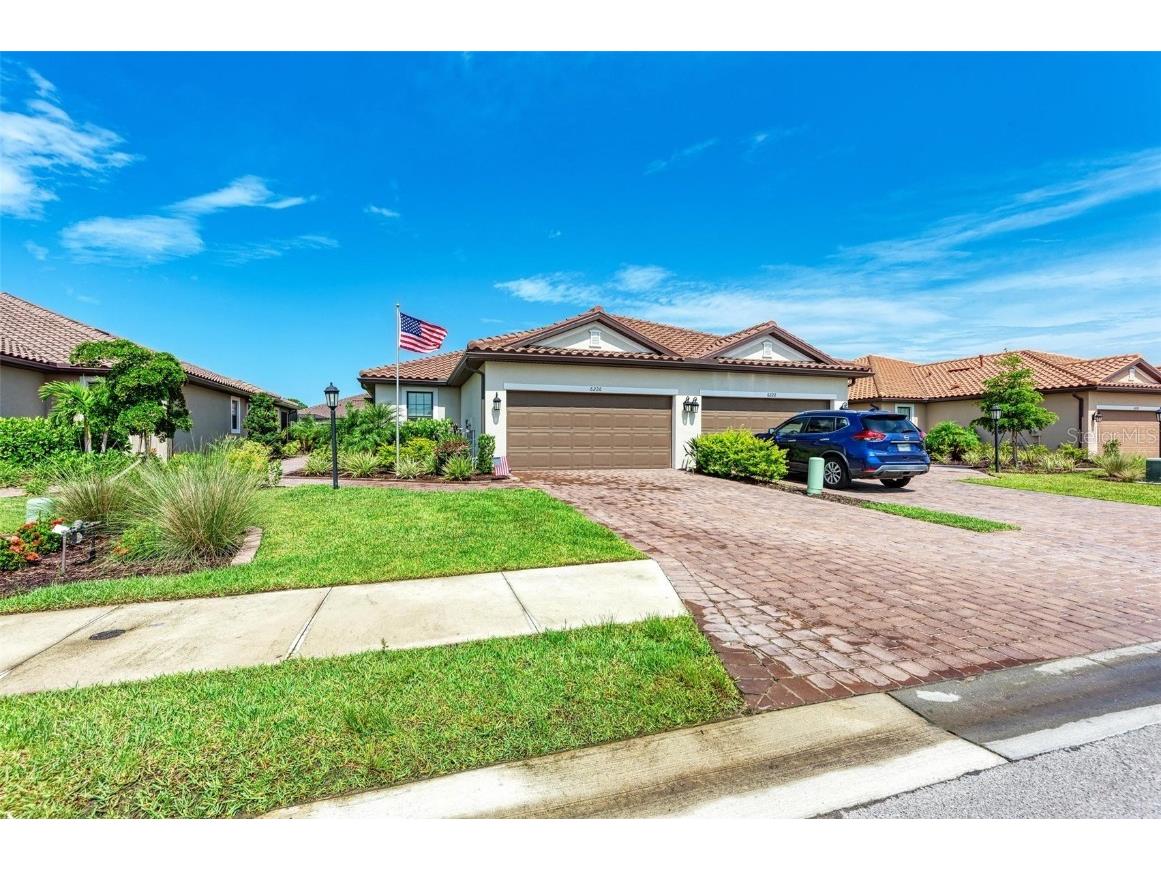 6226 Plateau Court Bradenton FL 34203 - LAKE WARD A4574386 image1