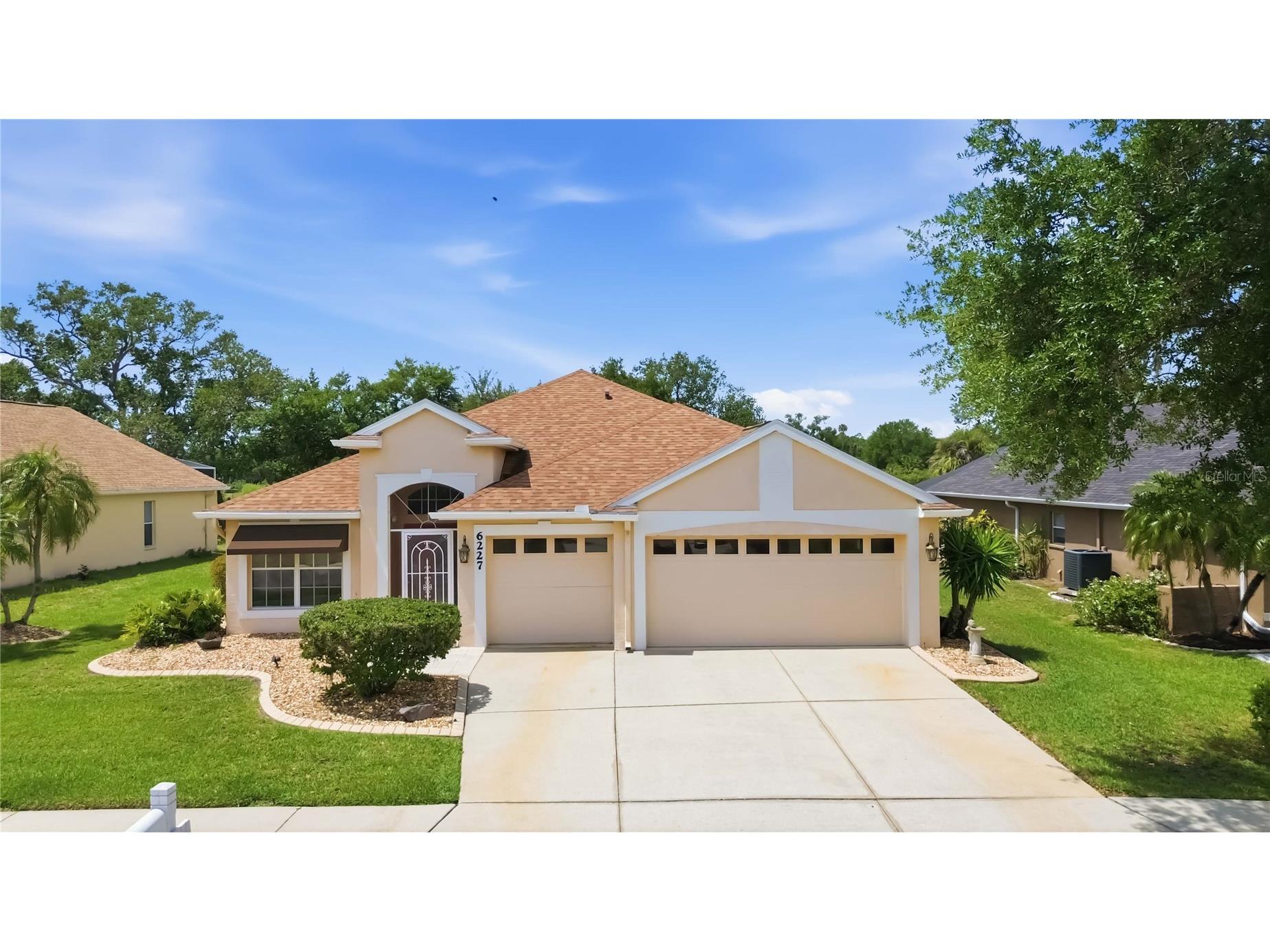 6227 Bobby Jones Court Palmetto FL 34221 A4688229 image1