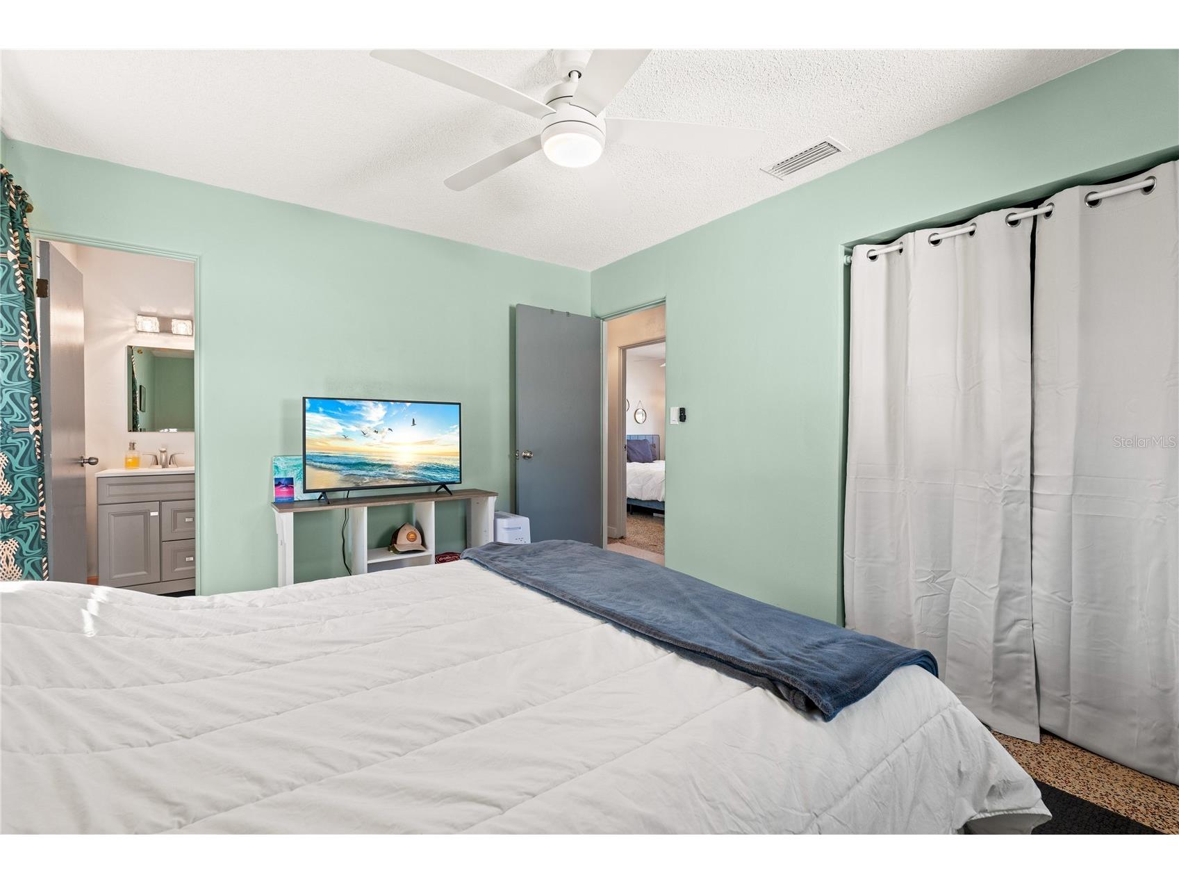 6227 Columbia Drive Bradenton FL 34207 - BAYSHORE CANAL A4677660 image22