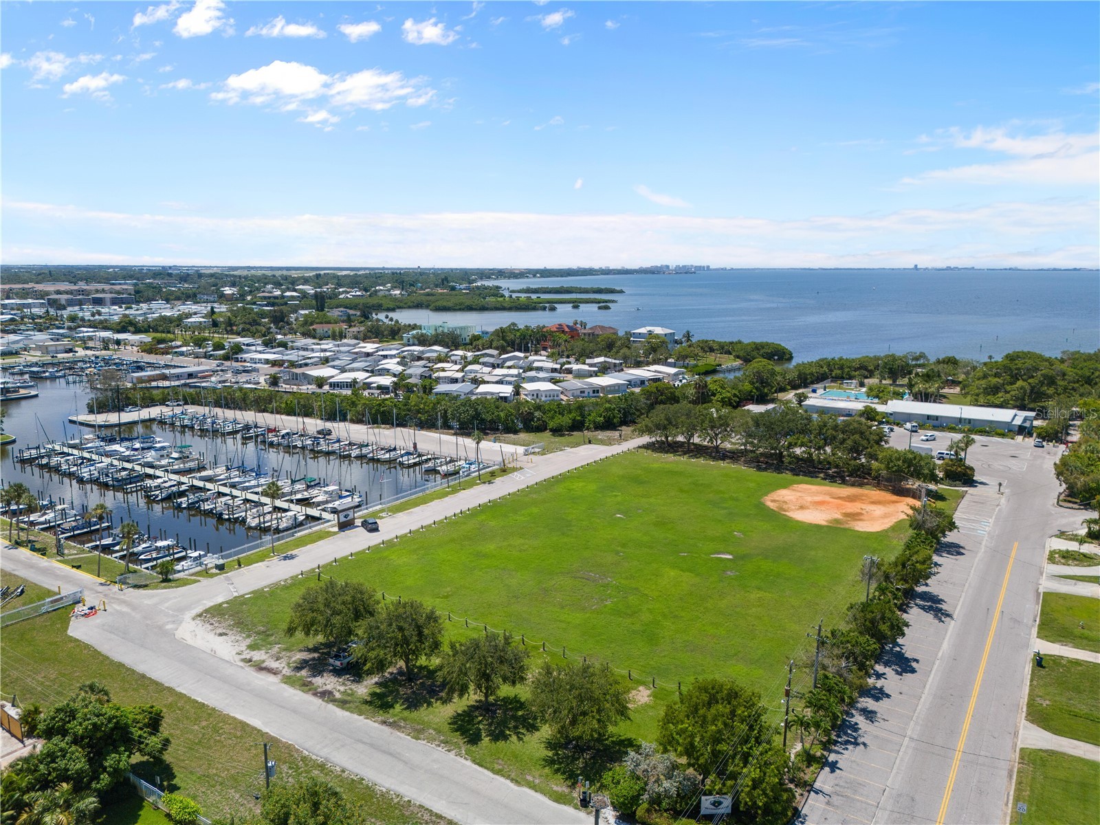 6227 Columbia Drive Bradenton FL 34207 - BAYSHORE CANAL A4677660 image49