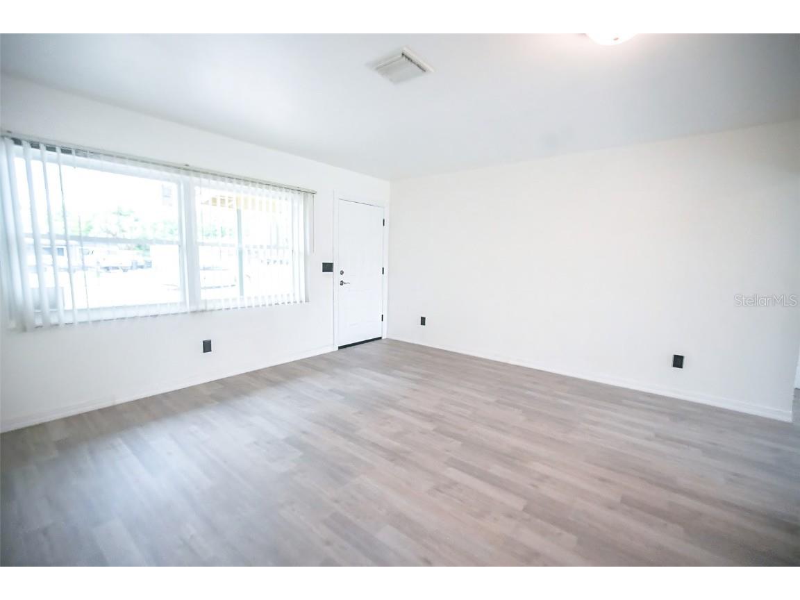 6227 NE Melbourne Avenue Orlando FL 32835 O6330972 image24