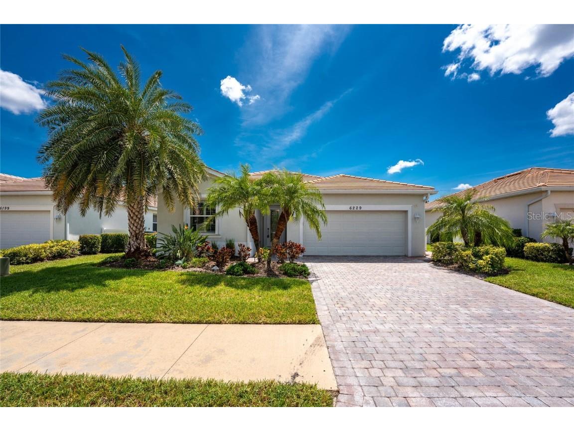 6229 Grand Cypress Boulevard North Port FL 34287 C7514019 image1