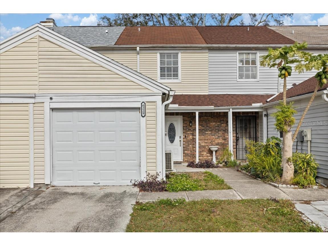 6229 Oak Cluster Circle Tampa FL 33634 TB8337765 image1