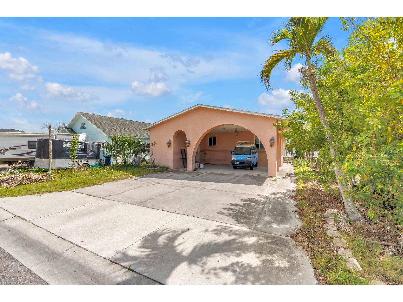 623 180th Avenue E Redington Shores FL 33708 - BOCA CIEGA BAY TB8494325 image1