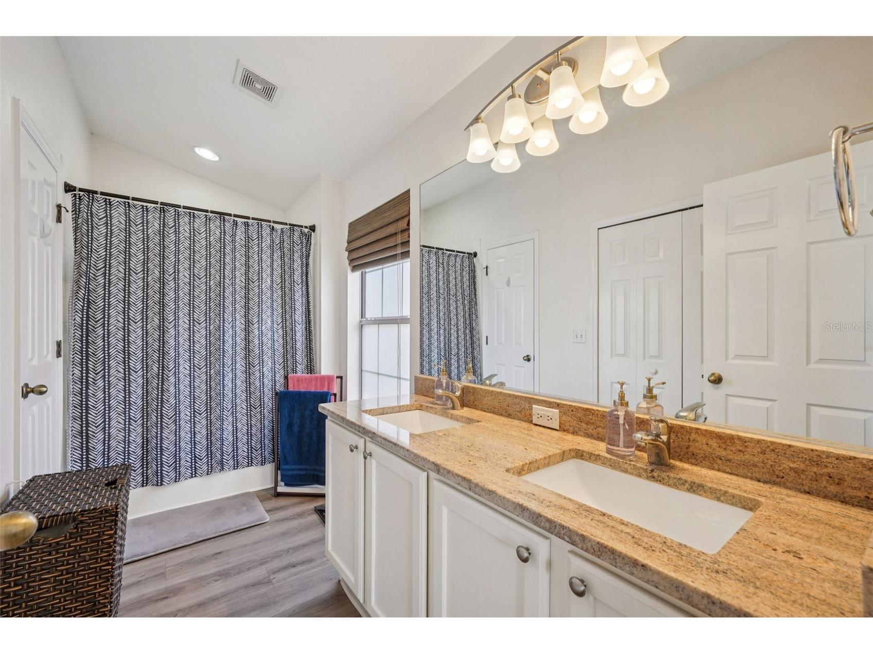 623 52nd Avenue N Saint Petersburg FL 33703 TB8484640 image31