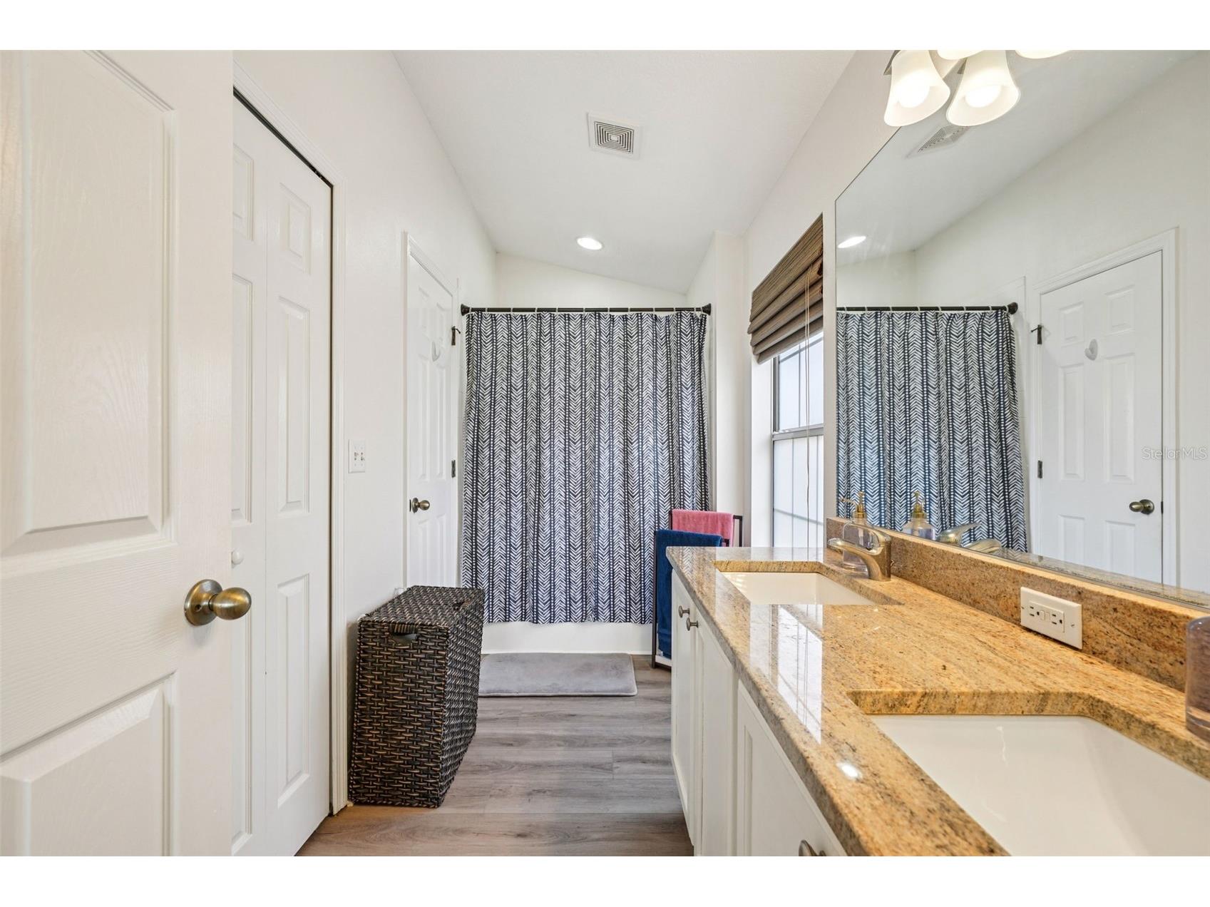 623 52nd Avenue N Saint Petersburg FL 33703 TB8484640 image32