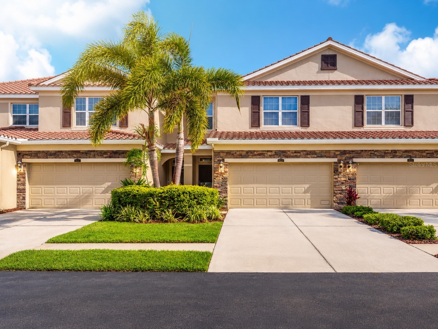 623 53rd Ave N Saint Petersburg FL 33703 TB8494071 image1