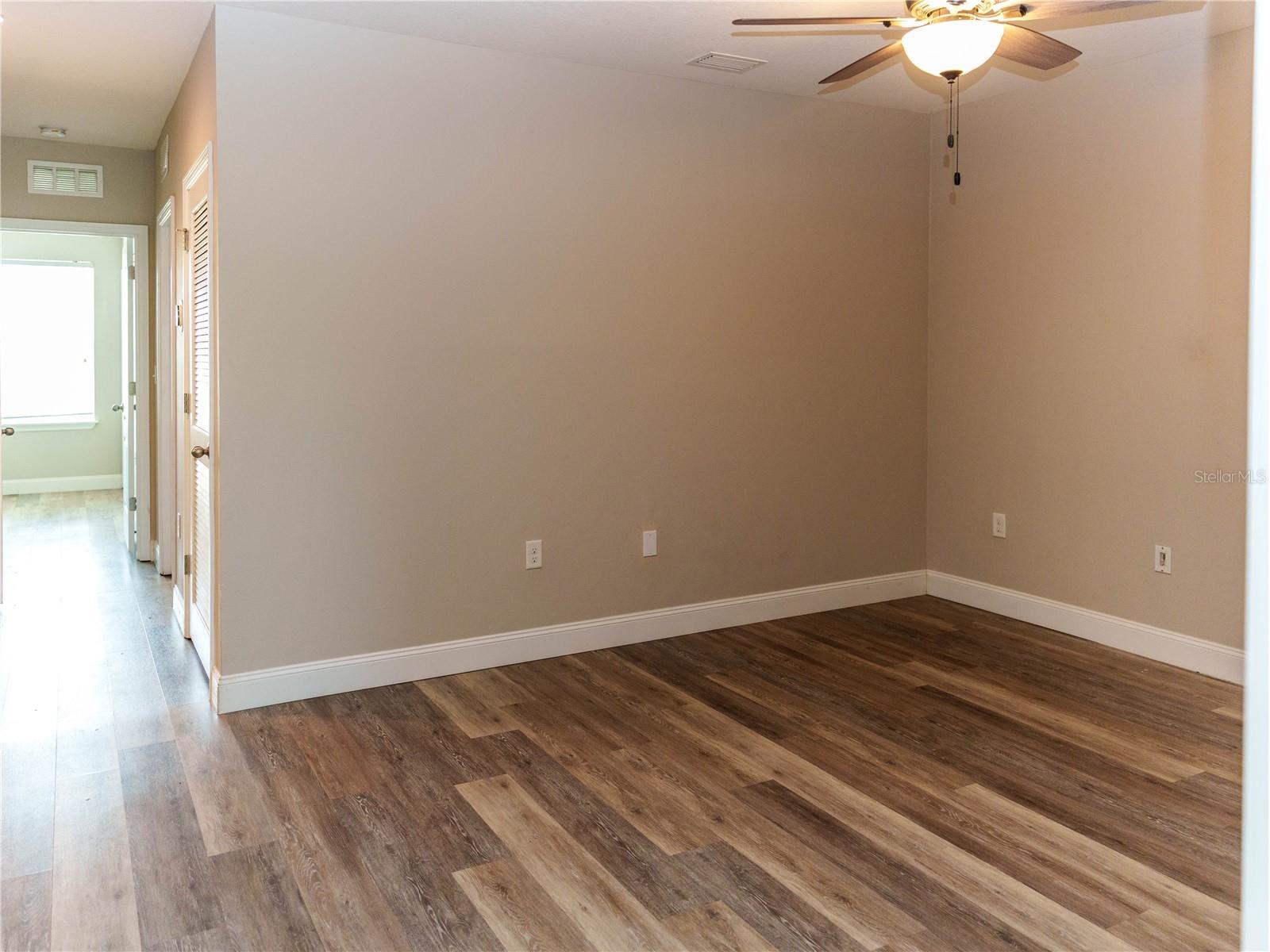 623 53rd Ave N Saint Petersburg FL 33703 TB8494071 image20