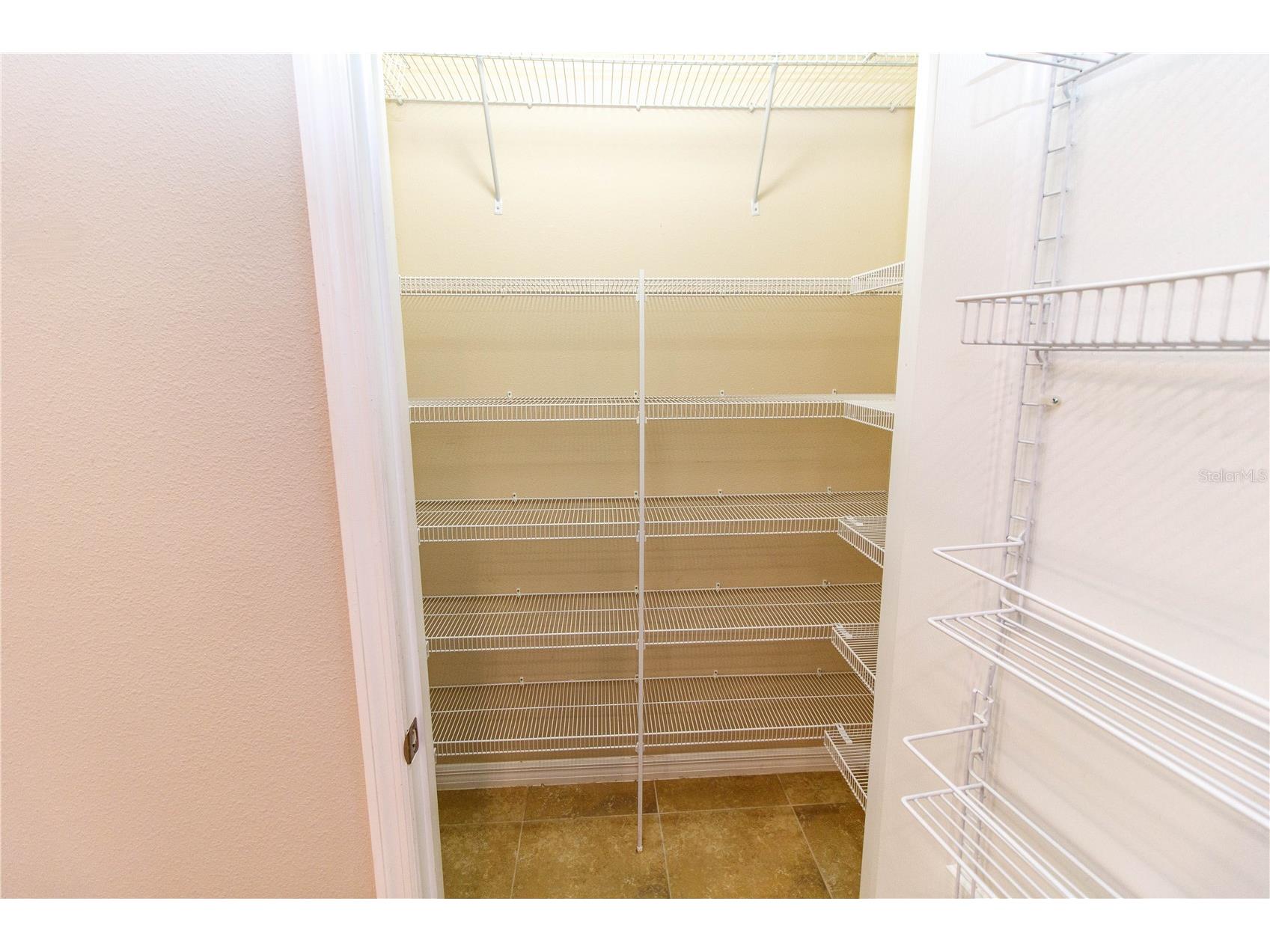 623 53rd Ave N Saint Petersburg FL 33703 TB8494071 image6