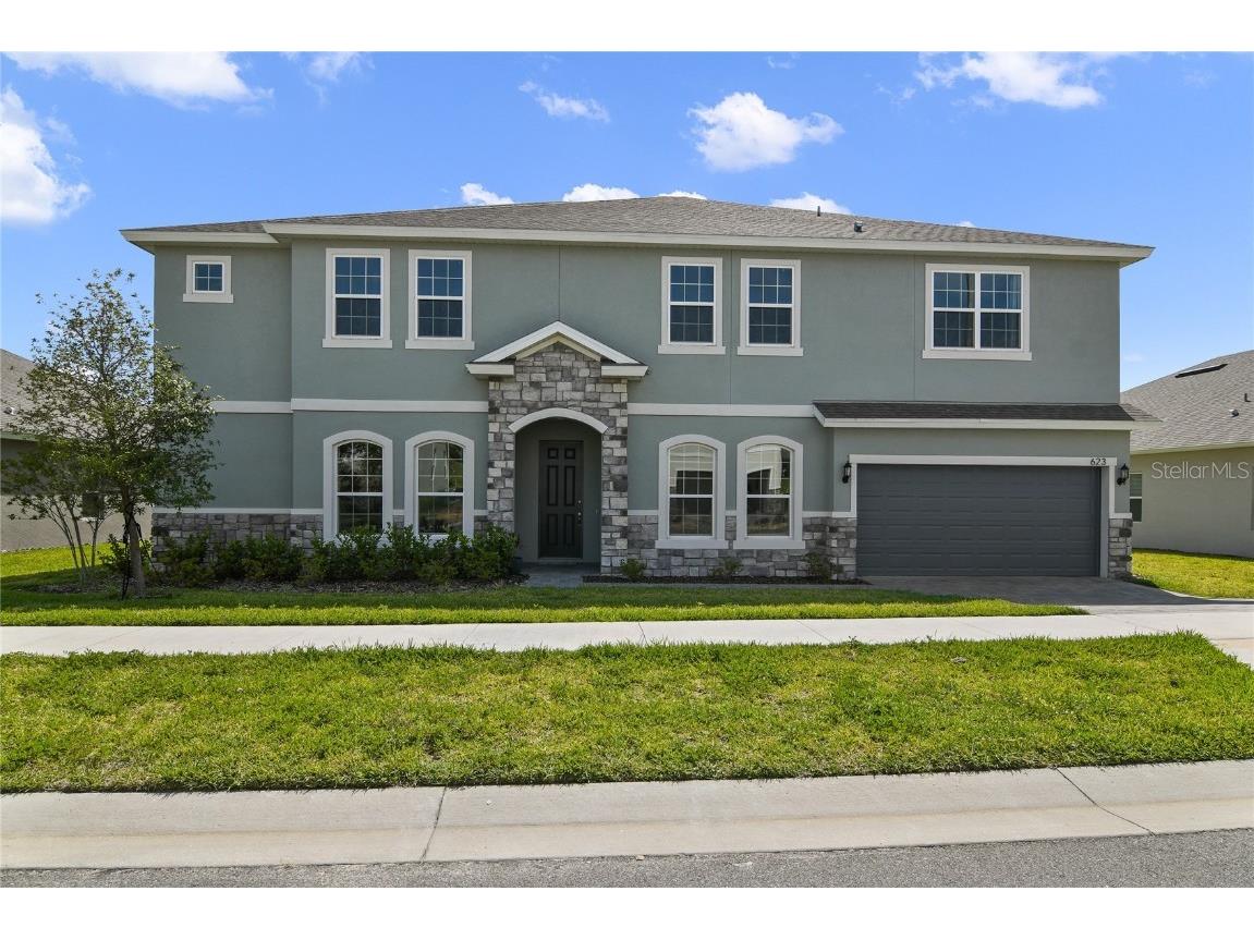 623 Avila Place Howey In The Hills FL 34737 O6135029 image1