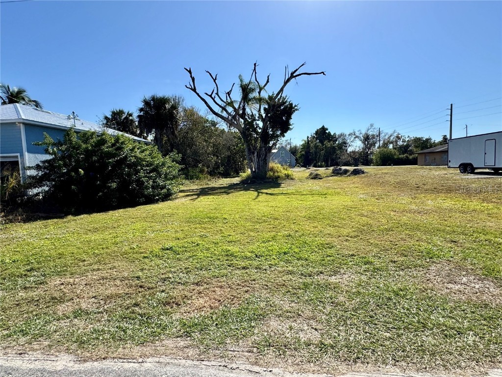 623 Fitzhugh Avenue Punta Gorda FL 33950 C7519559 image2