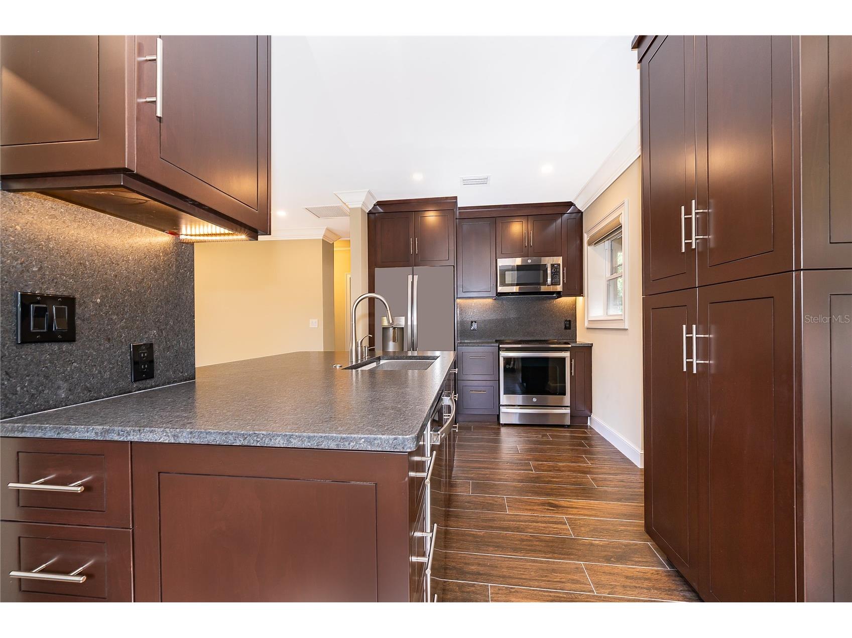 623 Florida Street Orlando FL 32806 O6420970 image11