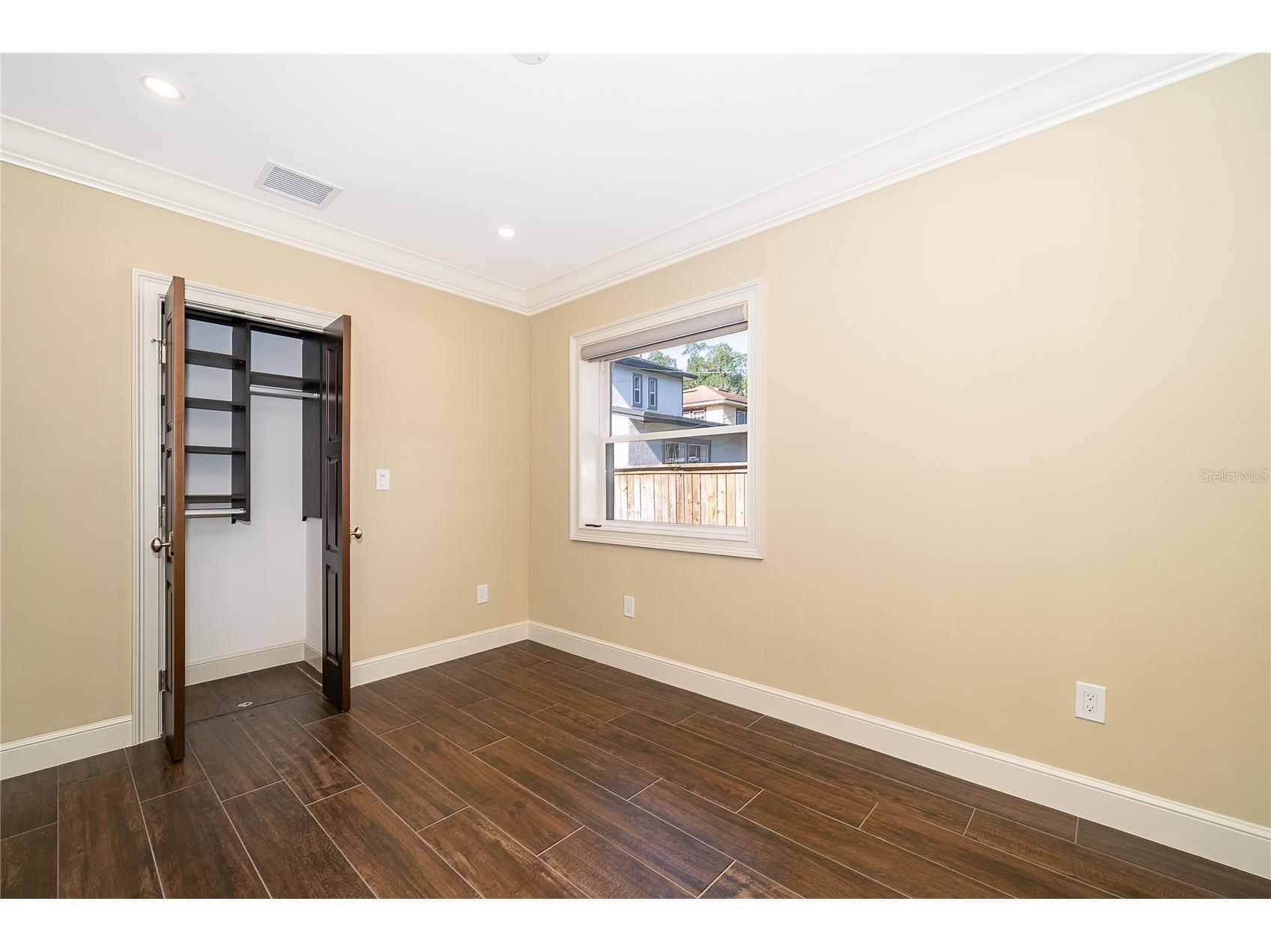 623 Florida Street Orlando FL 32806 O6420970 image15