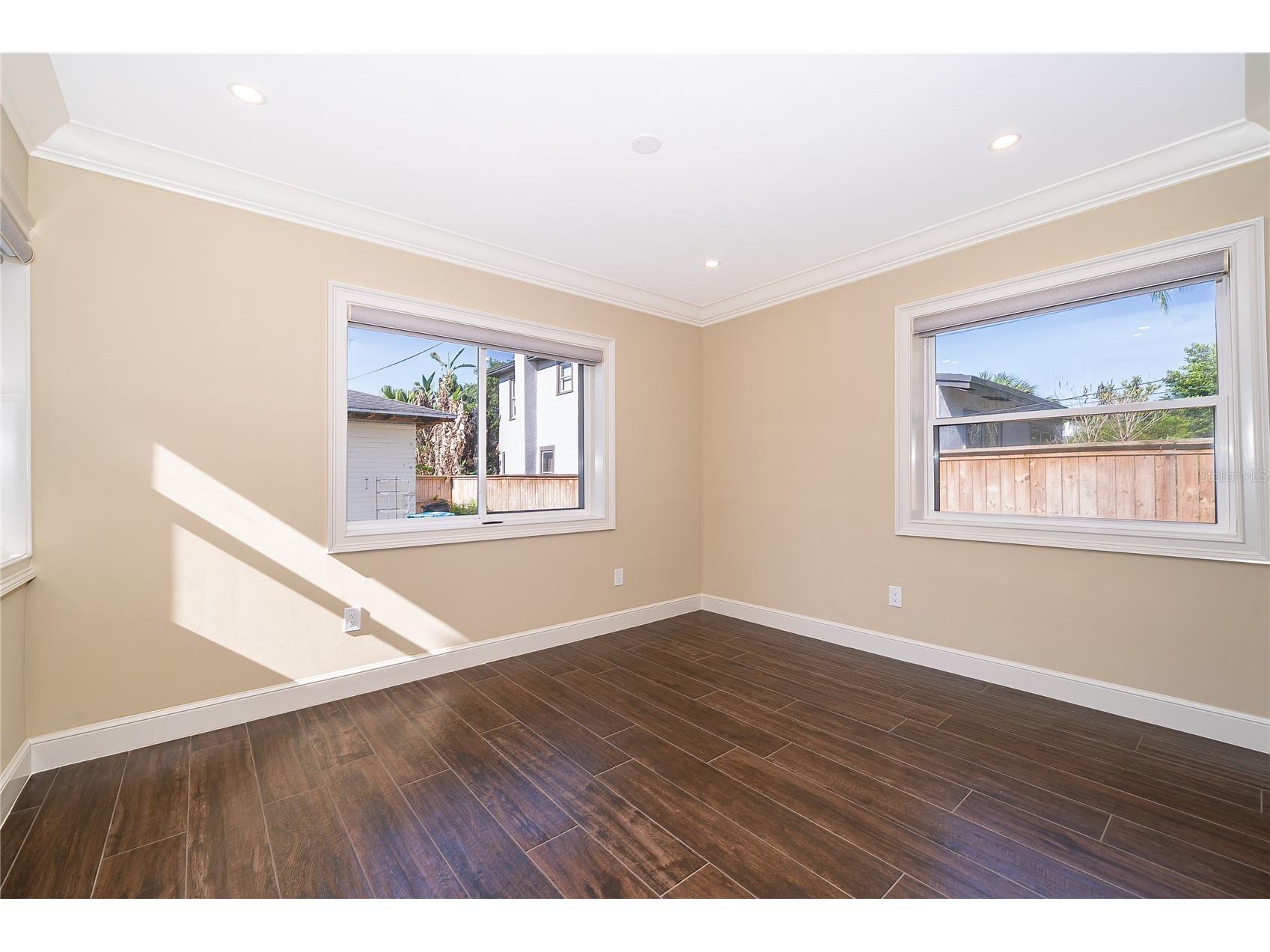 623 Florida Street Orlando FL 32806 O6420970 image16