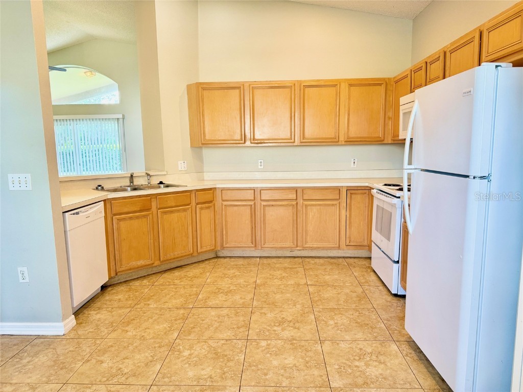 623 Hardwood Circle Orlando FL 32828 O6347352 image13